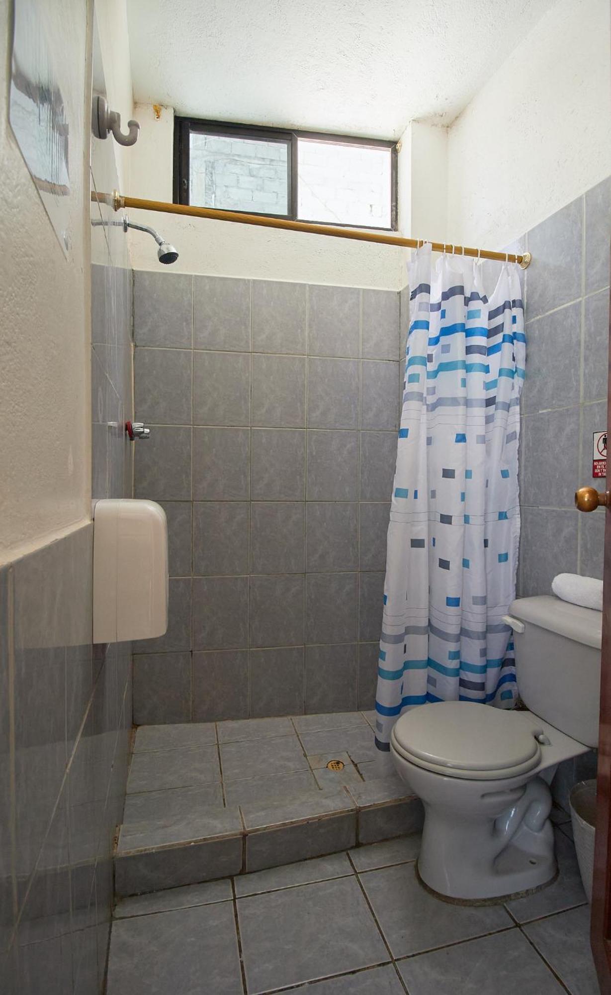 Hostal Gardner Puerto Ayora  Ngoại thất bức ảnh