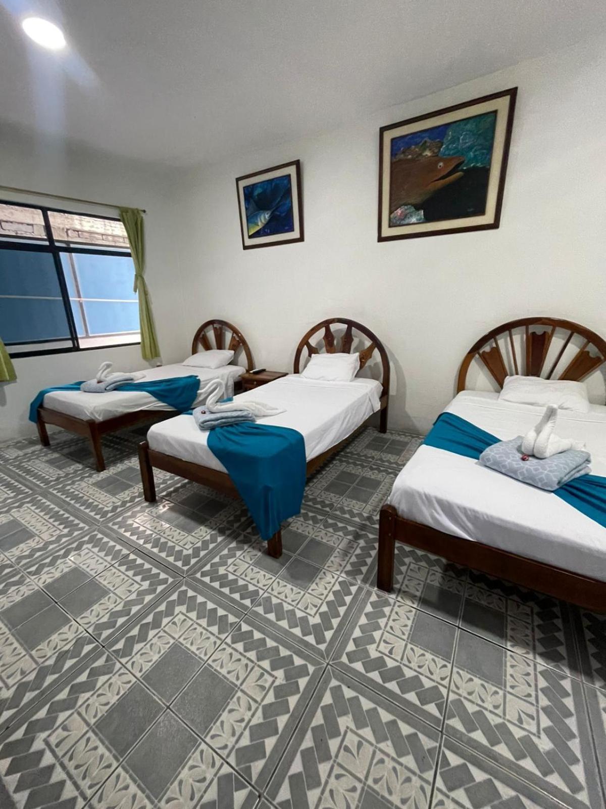 Hostal Gardner Puerto Ayora  Ngoại thất bức ảnh