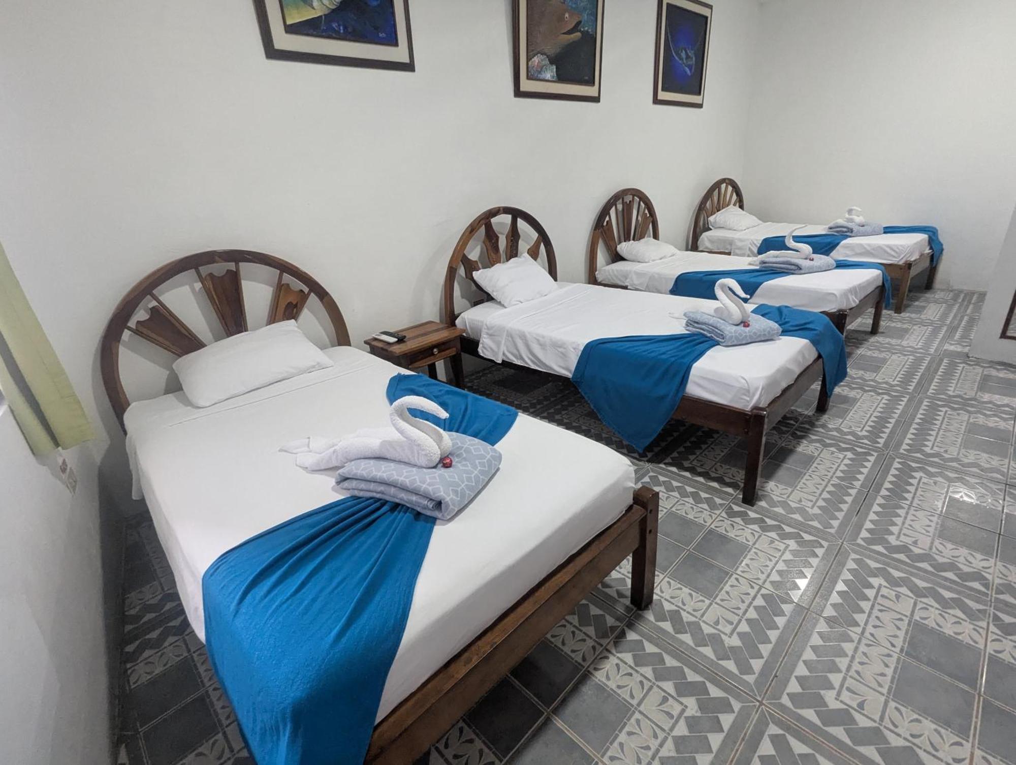 Hostal Gardner Puerto Ayora  Ngoại thất bức ảnh