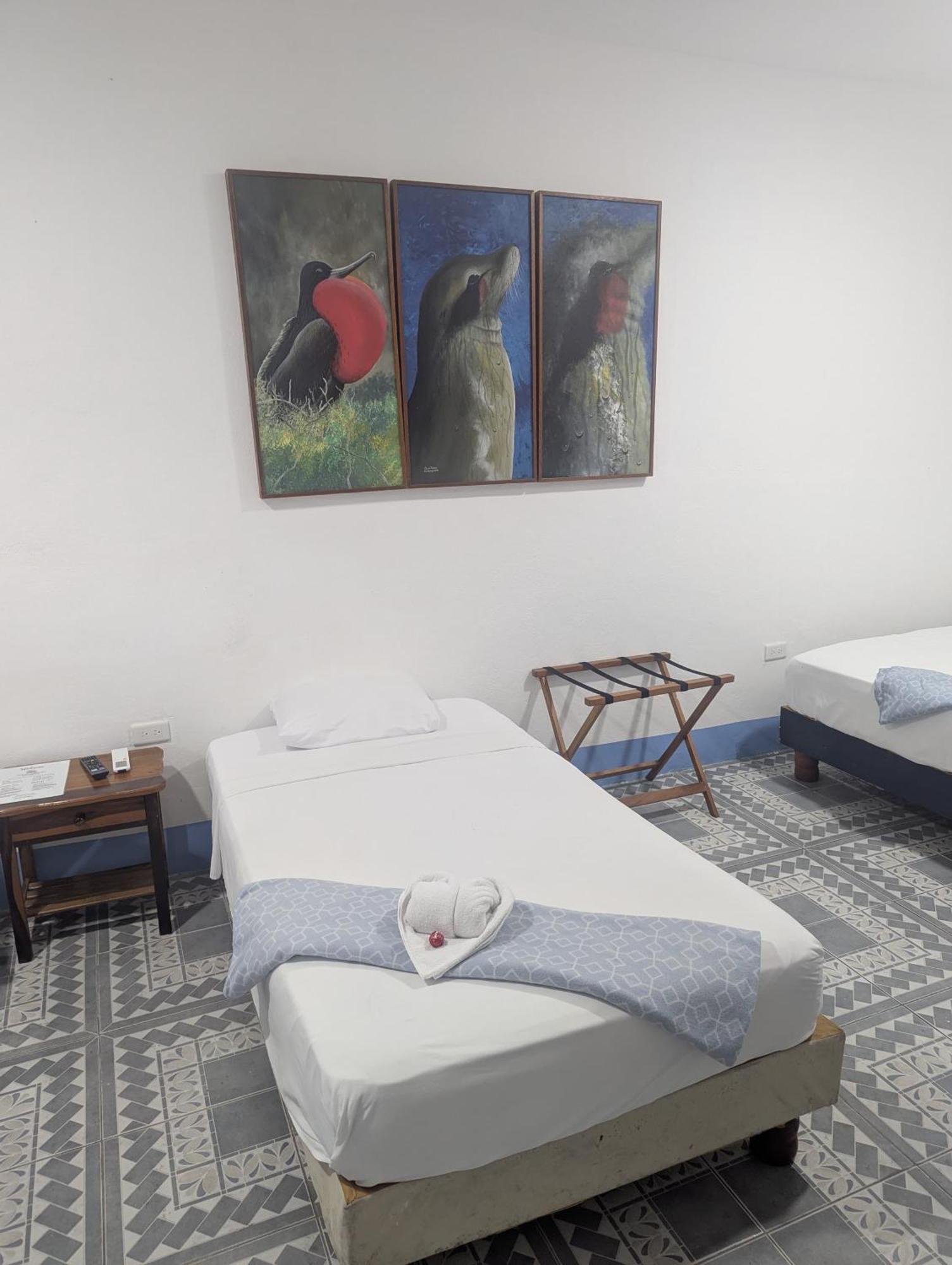 Hostal Gardner Puerto Ayora  Ngoại thất bức ảnh