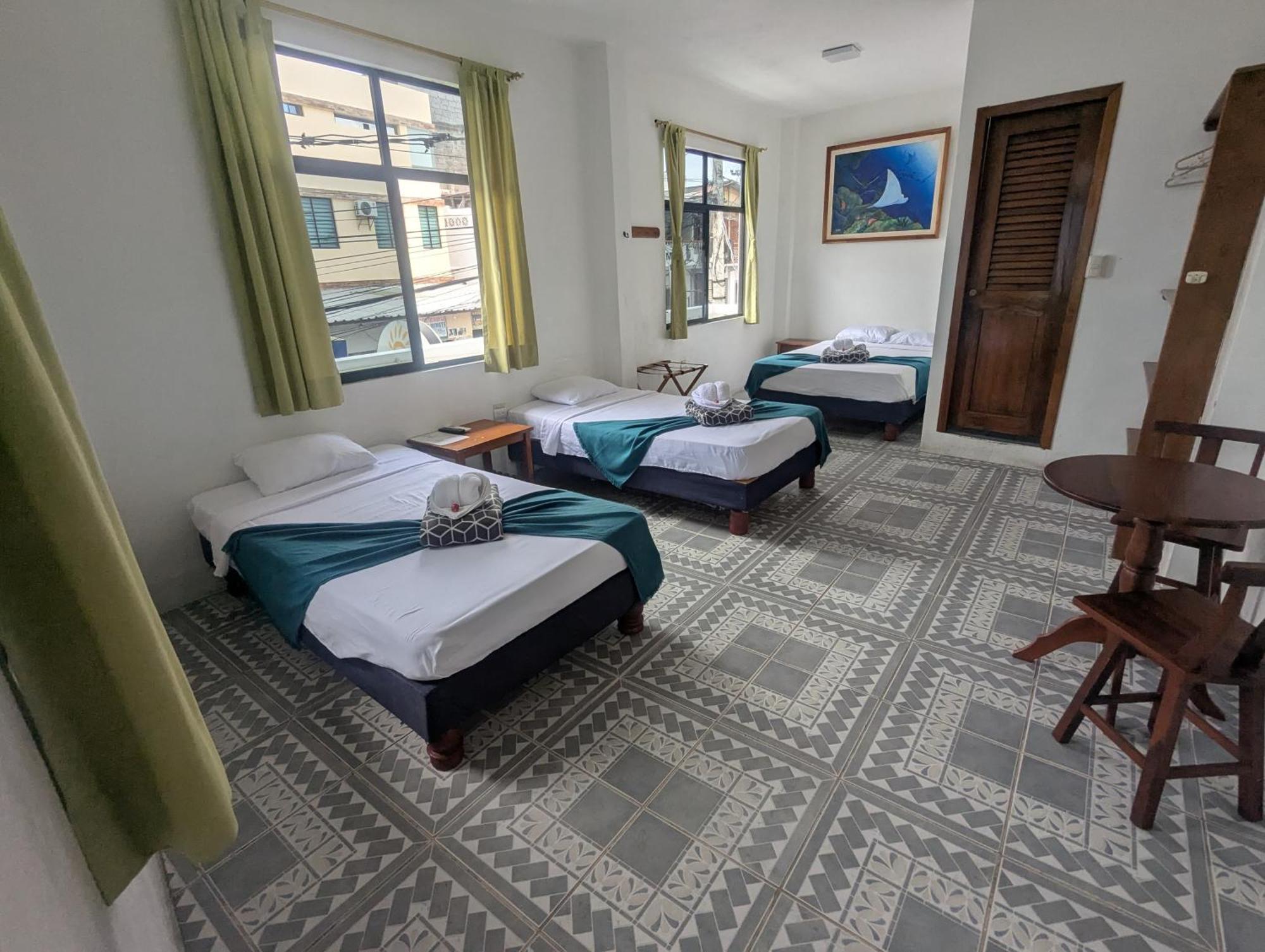 Hostal Gardner Puerto Ayora  Ngoại thất bức ảnh