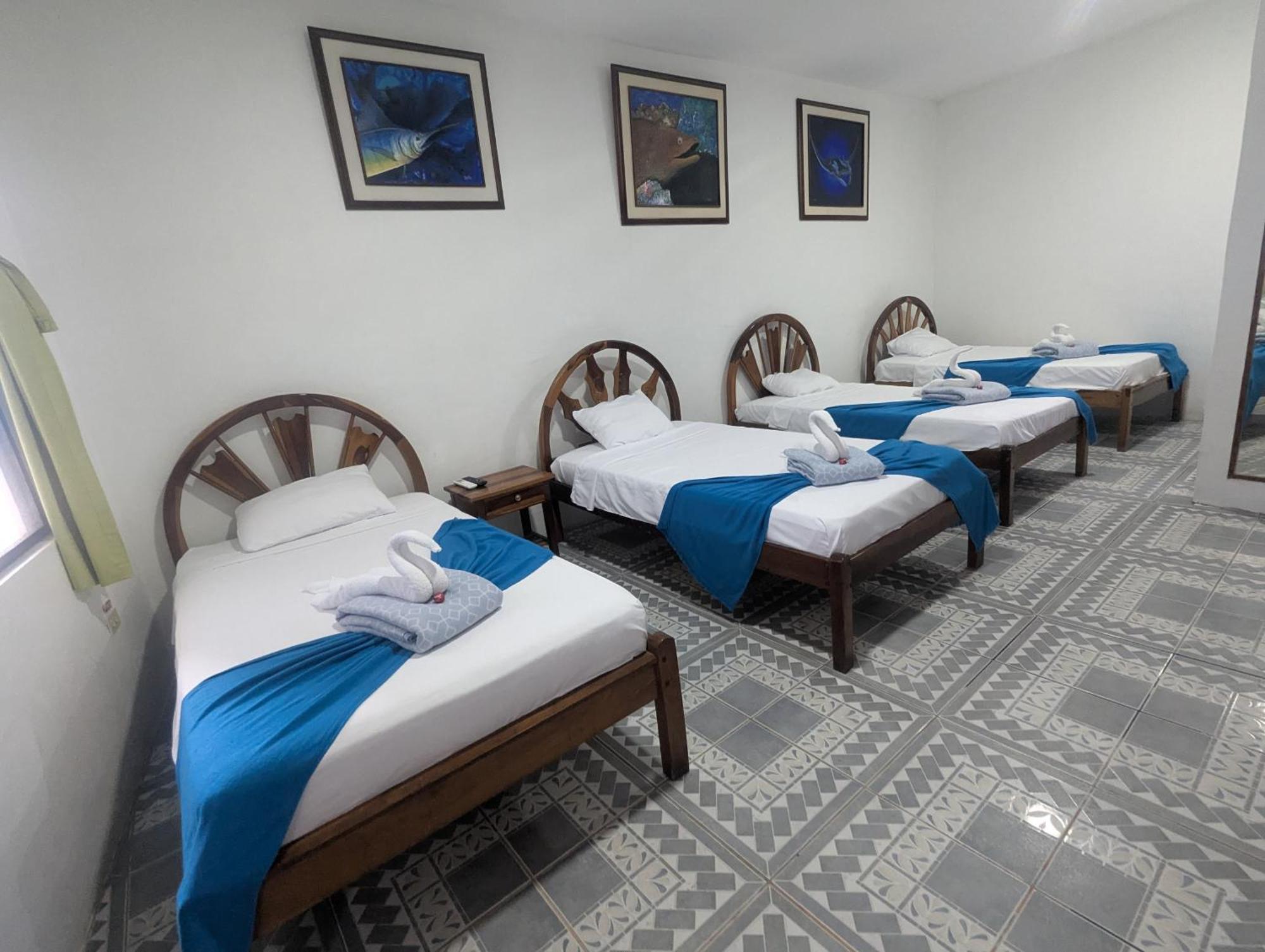 Hostal Gardner Puerto Ayora  Ngoại thất bức ảnh